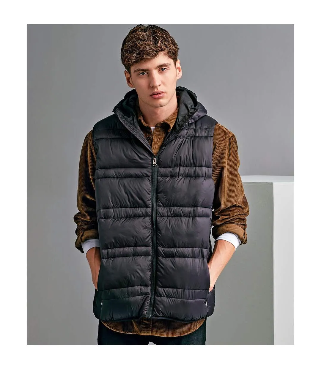 2786 Mens Latitude Hooded Body Warmer (Black) - UTRW8247