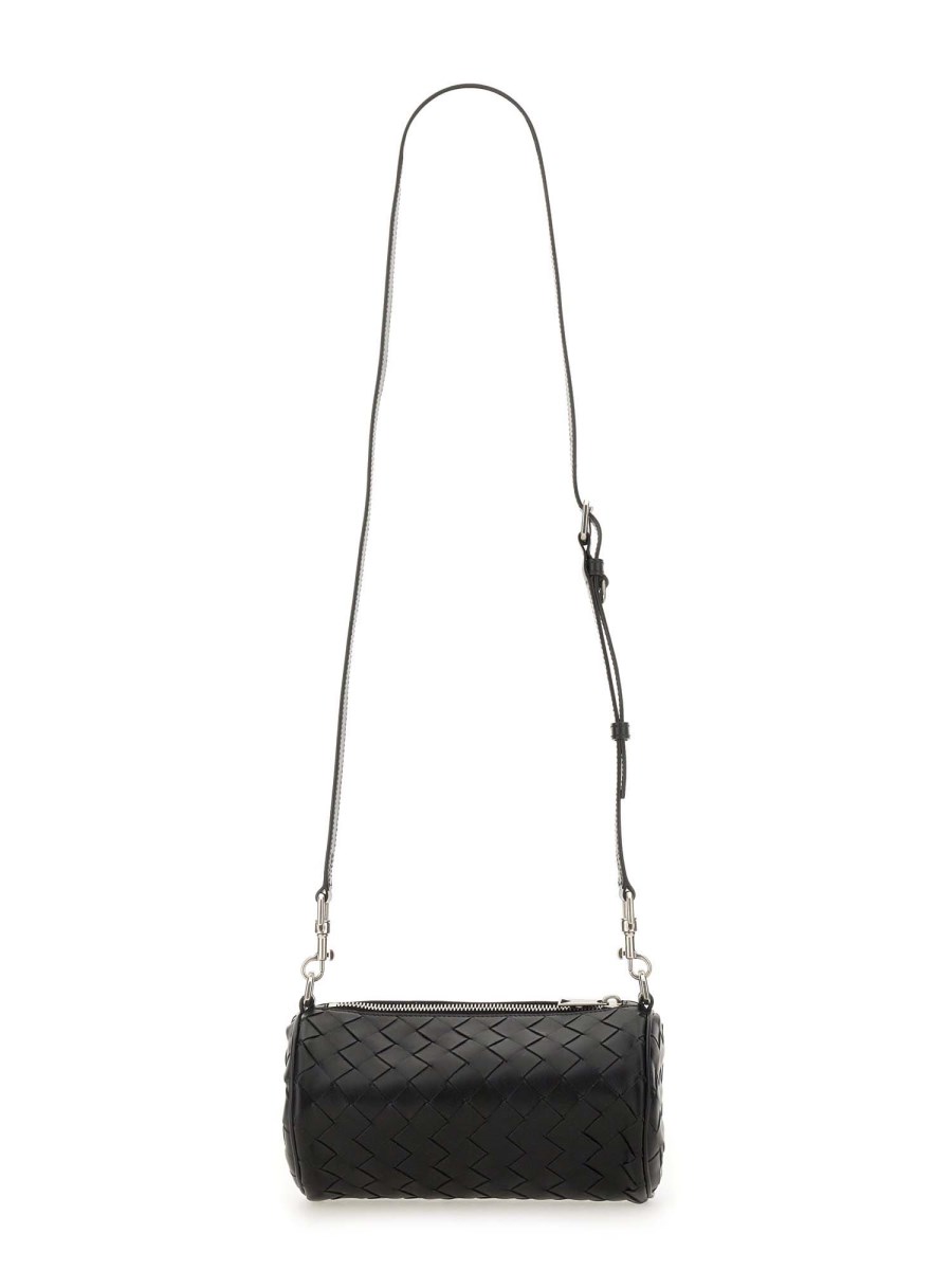 BOTTEGA VENETA    BRAIDED BARREL BAG