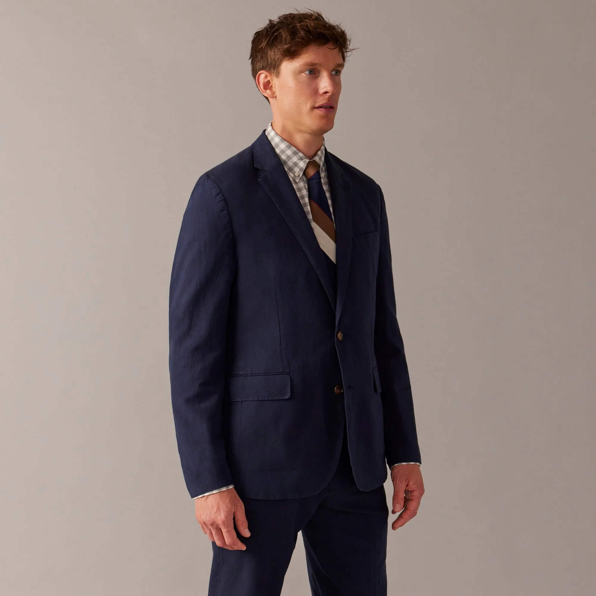 Ludlow Slim-fit unstructured suit jacket in Irish cotton-linen blend