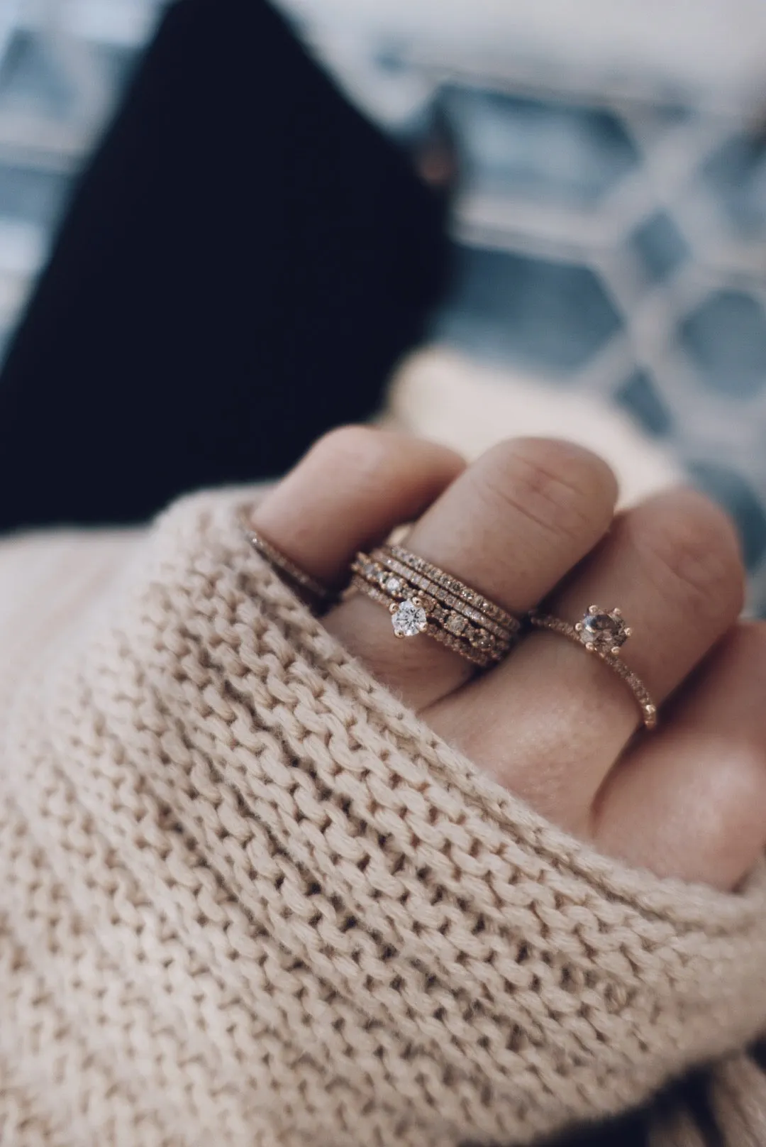 Mini Kelly Ring with Champagne Diamonds