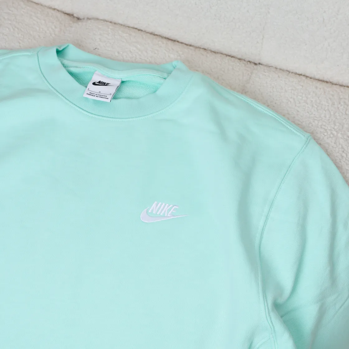 Nike NSW Club French Terry Crew Sweatshirt [BV2667]