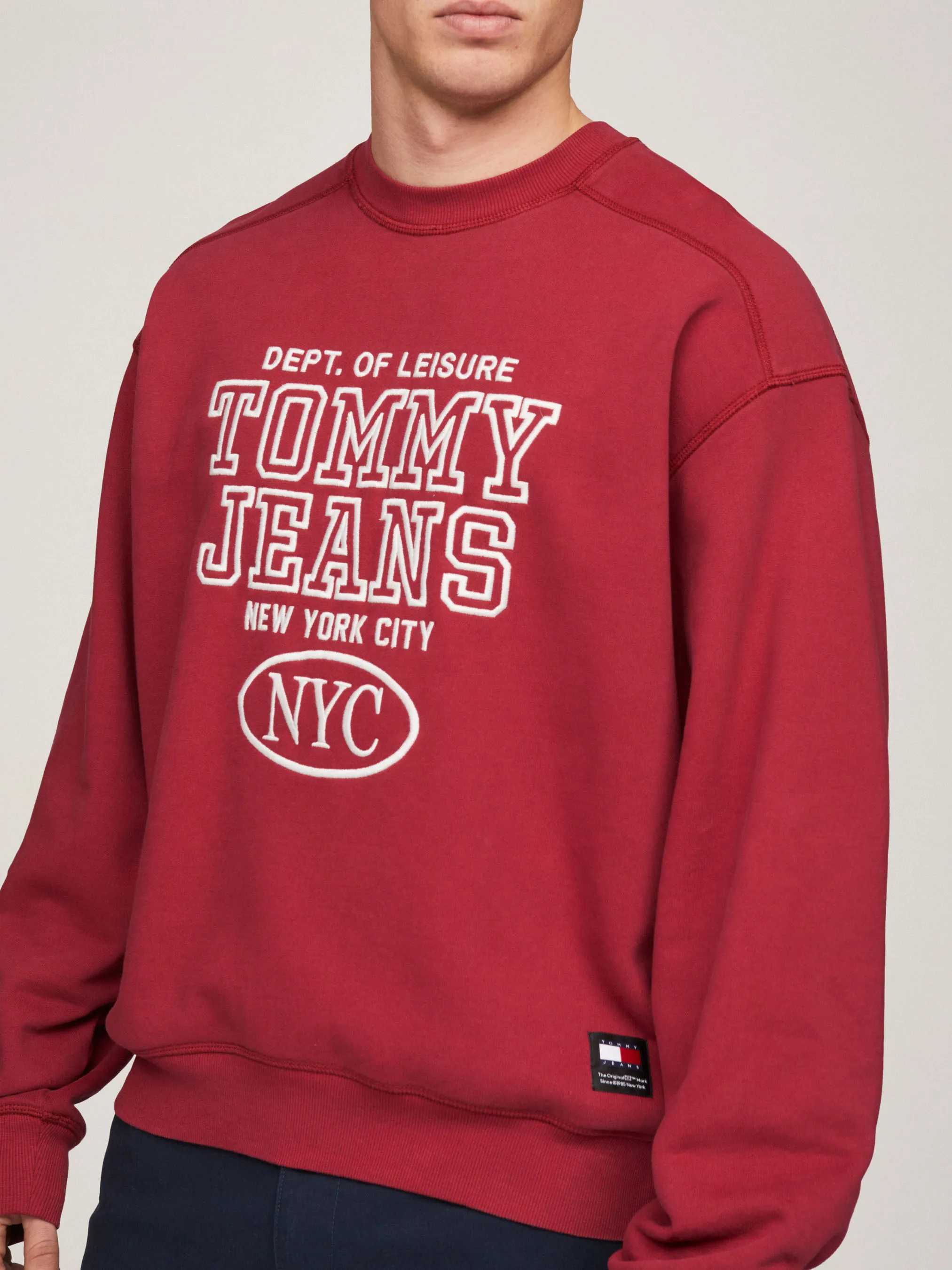 Prep Explorer Boxy Sweatshirt | Sweatshirts & Hoodies | Tommy Jeans