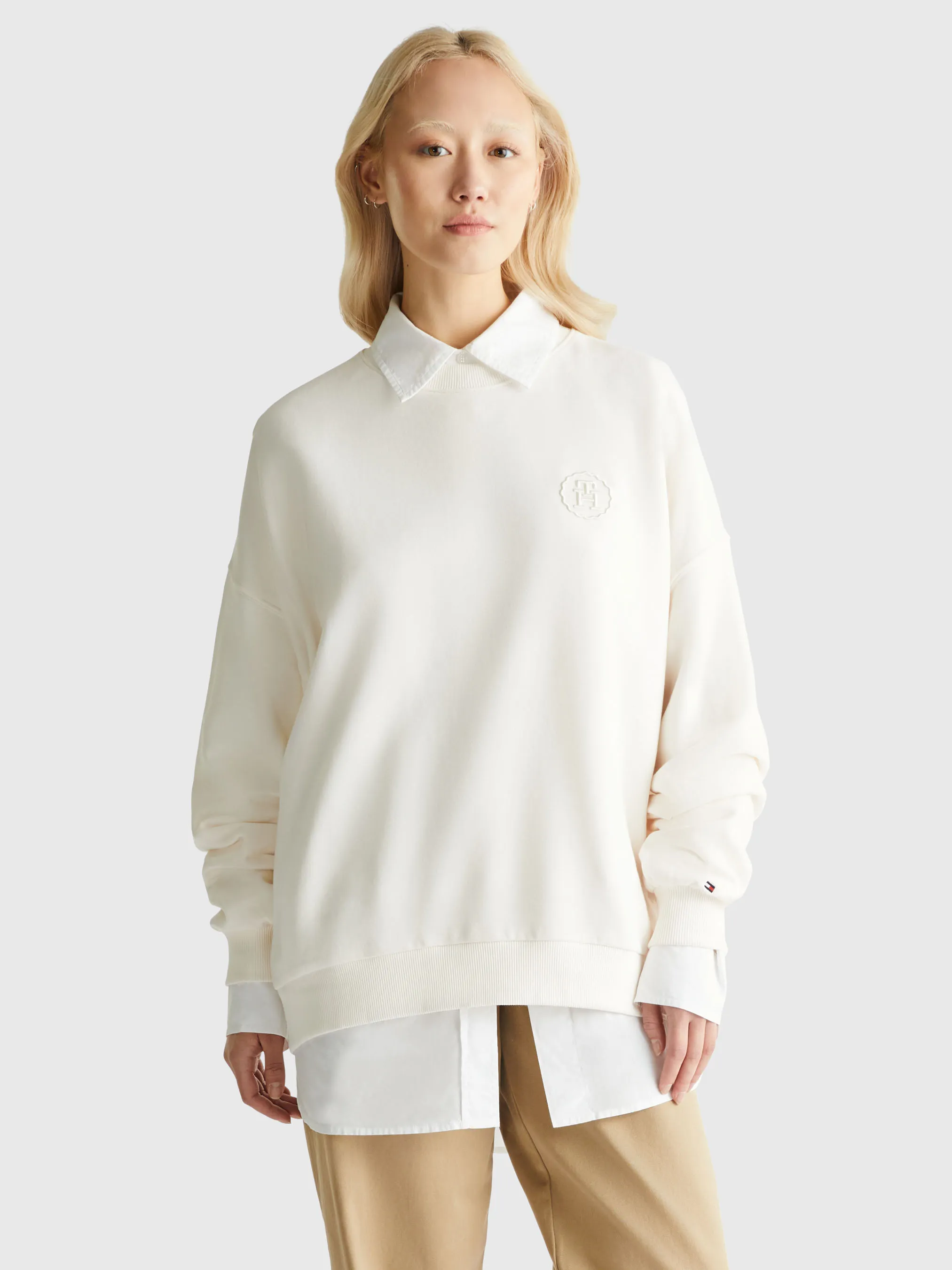 Relaxed Embroidery Sweatshirt | Sweatshirts & Hoodies | Tommy Hilfiger