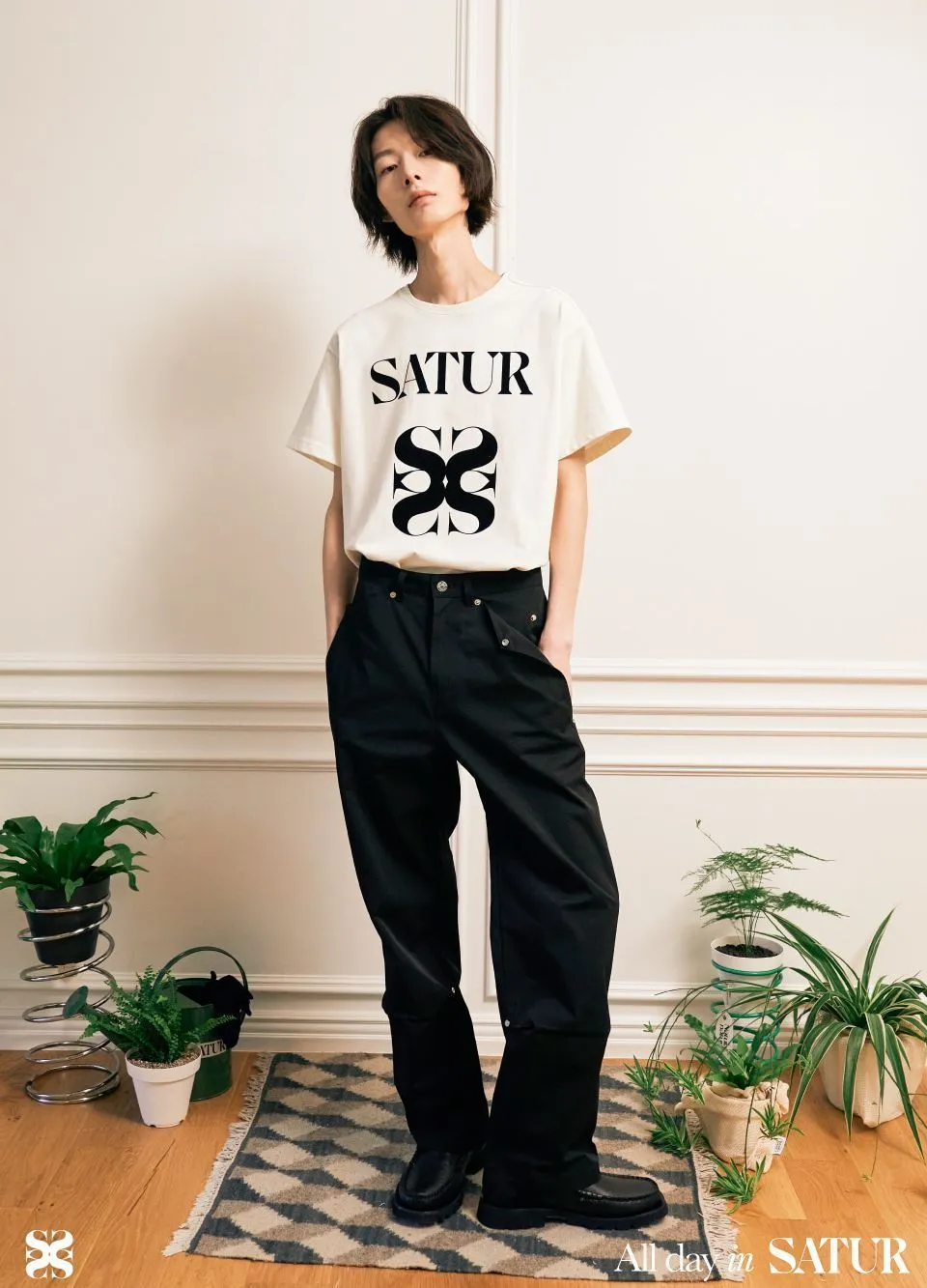 SATUR  |Unisex Street Style Short Sleeves Oversized Logo T-Shirts