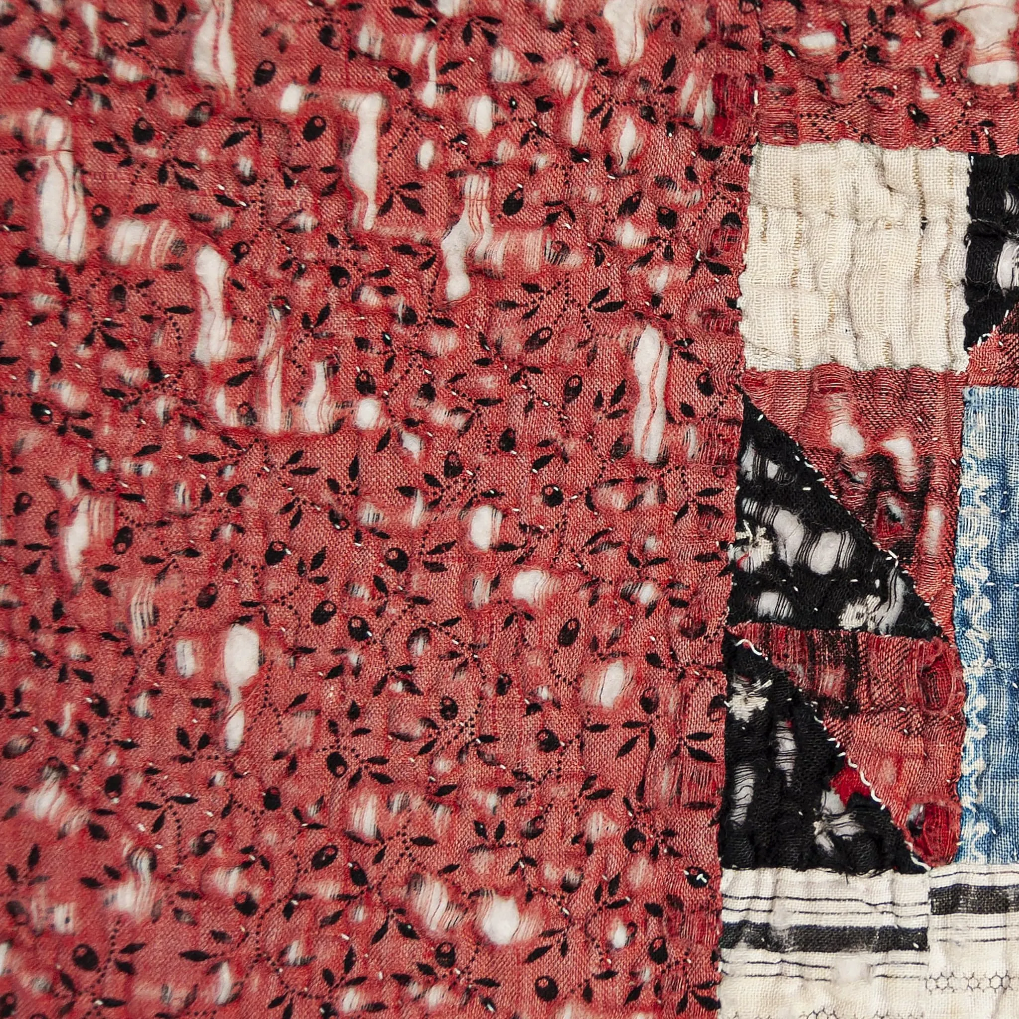 Scofield Cross w/ Indigo Piping Quilt Kimono - Red/White