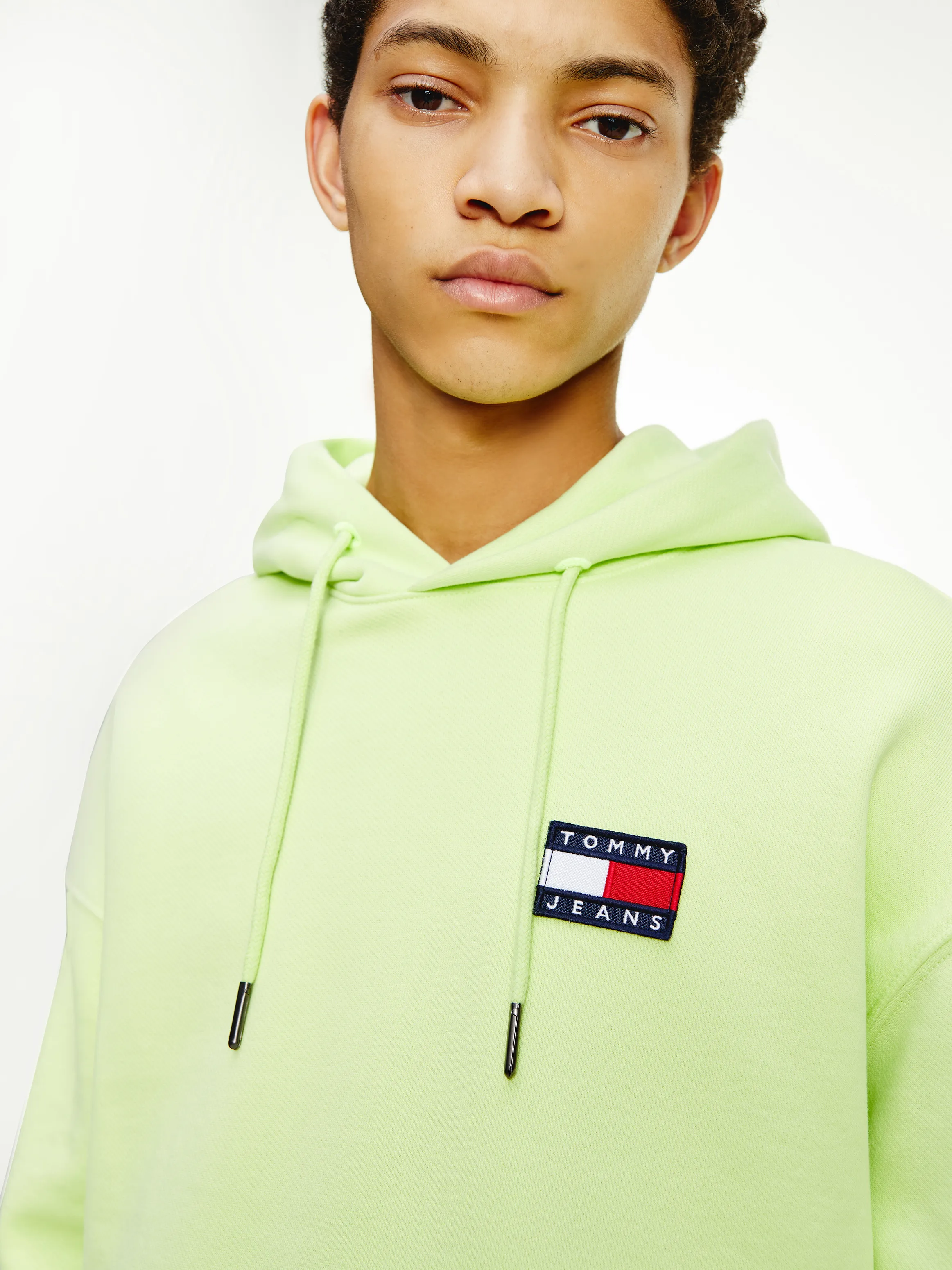 Tommy Badge Hoodie |  Sweatshirts & Hoodies |  Tommy Hilfiger